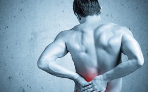 Rimedi al mal di schiena lombare: 5 esercizi per combattere la lombalgia