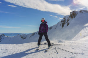 Come vestirsi per andare a sciare: 5 consigli per equipaggiarsi bene